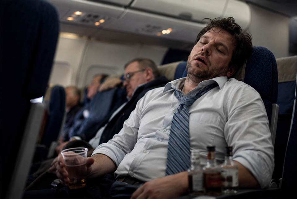drunk person on plane